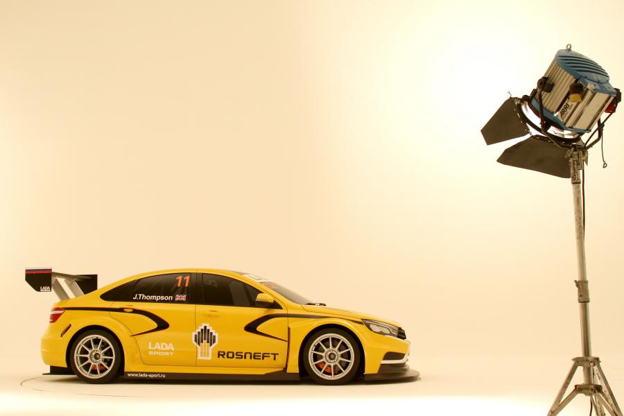  Lada Vesta WTCC Concept 2014 года  (фото 25 из 36)